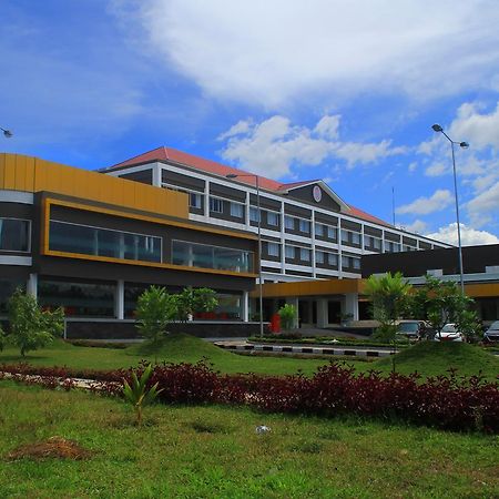 Sutanraja Hotel Kotamobagu Exteriör bild